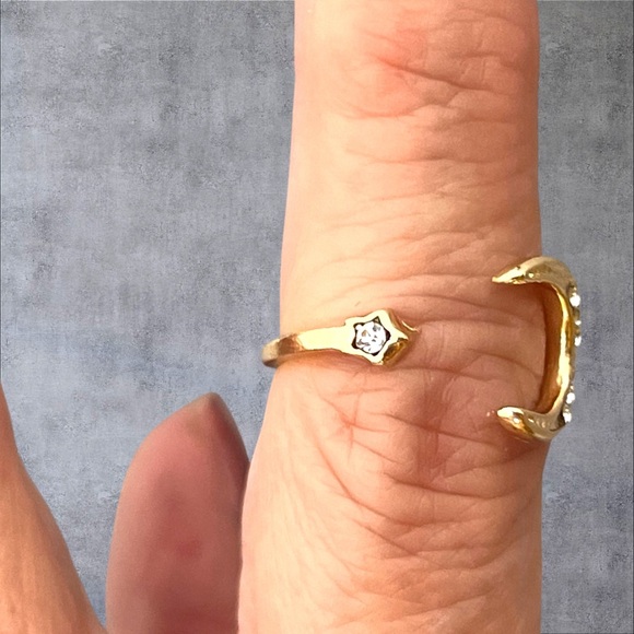 Gold plated crescent moon ring adjustable size tiny clear stones - Picture 3 of 7